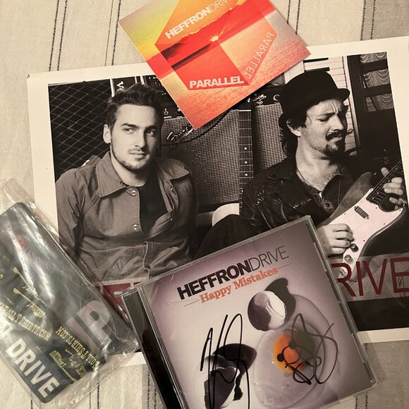 Signed Heffron Drive Merch: Kendall Schmidt and Dustin Belt - Picture 1 of 8